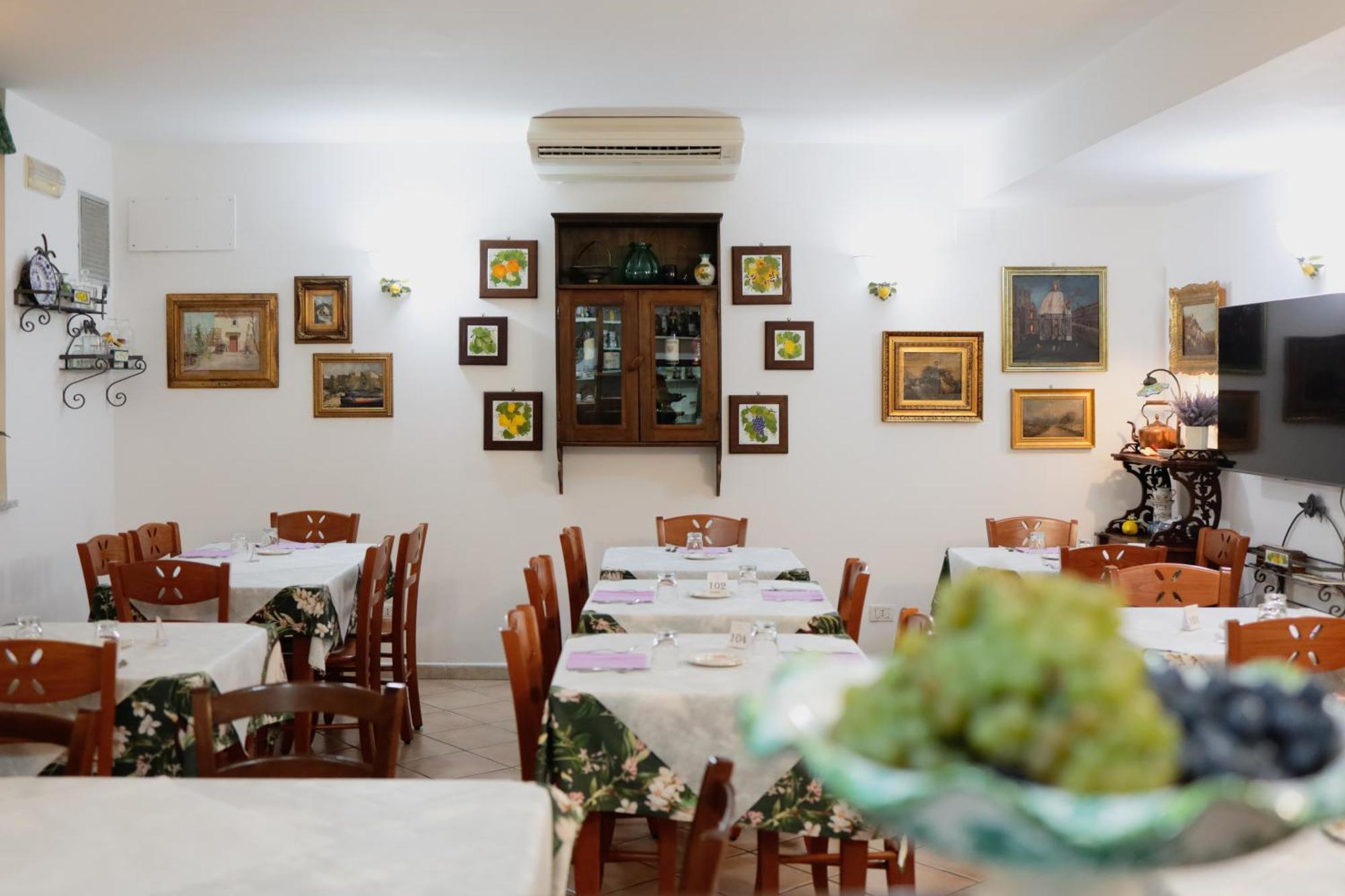 Hotel Villa Verde Форио Экстерьер фото